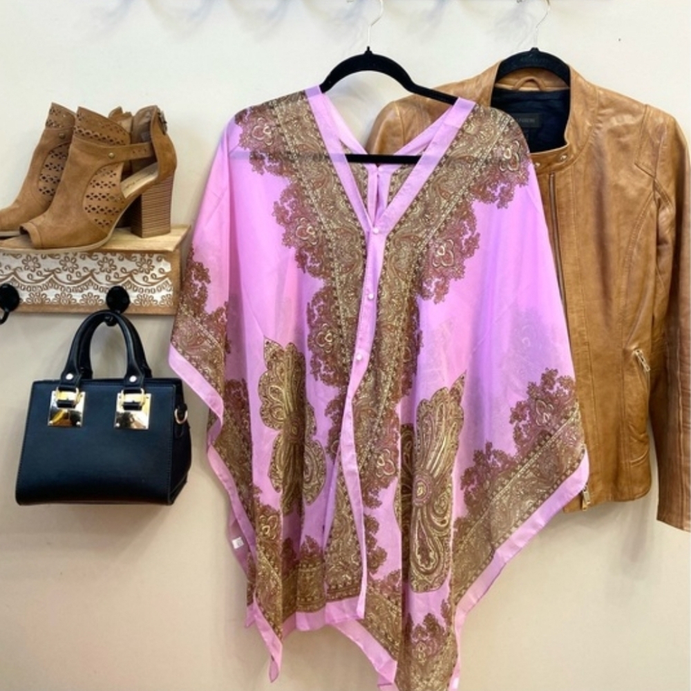 NWOT Fresh pink flowy summer poncho